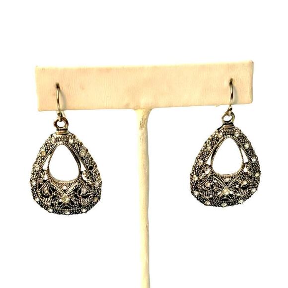 Teardrop Filigree Earrings Silver with Crystal Embellishments - Picture 1 of 4